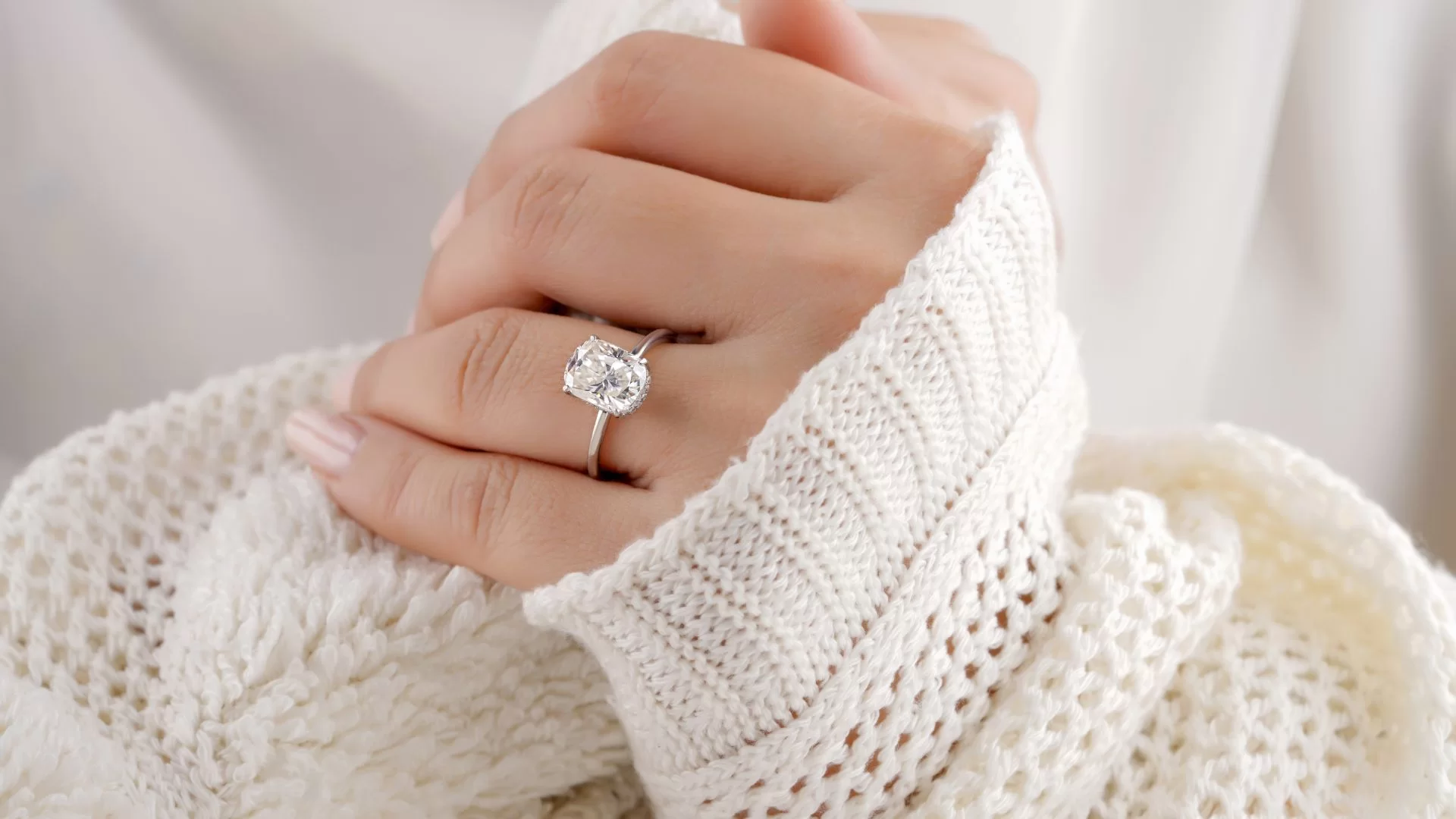How to Select an Engagement Ring